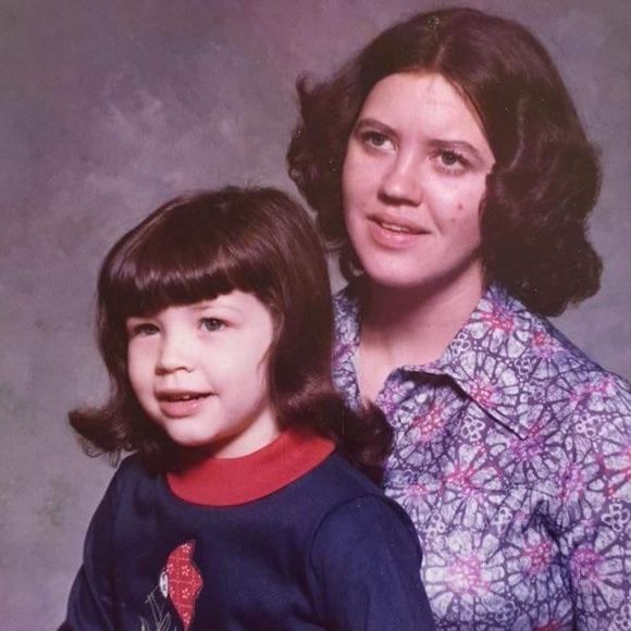 Meet your Posher, Paula - Picture 1 of 1